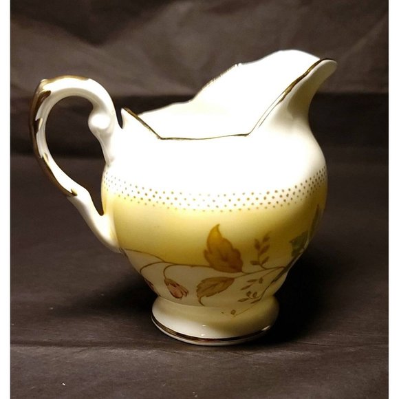 Vintage Plant Tuscan China Cream Pitcher and Sugar Bowl 1930s - Picture 7 of 10